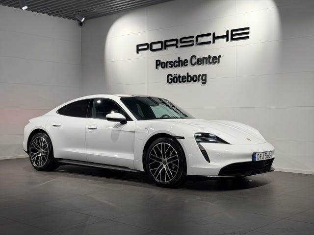 Porsche Taycan 2022