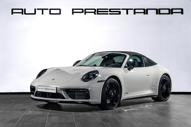 Porsche 911 2023