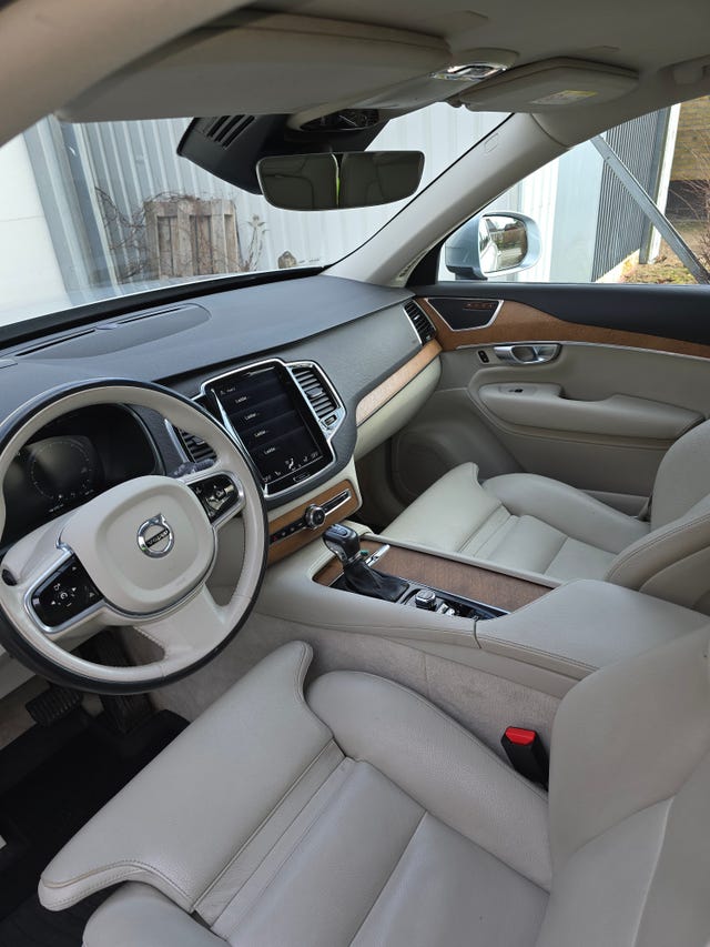 Volvo XC90 2017