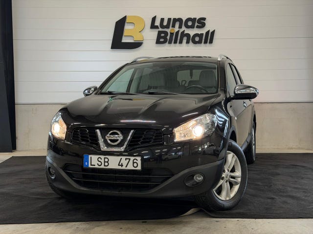 Nissan Qashqai+2 2011