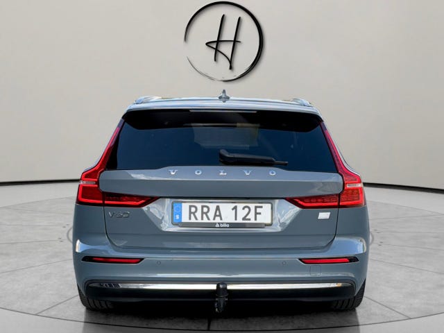Volvo V60 2023 – bild 4