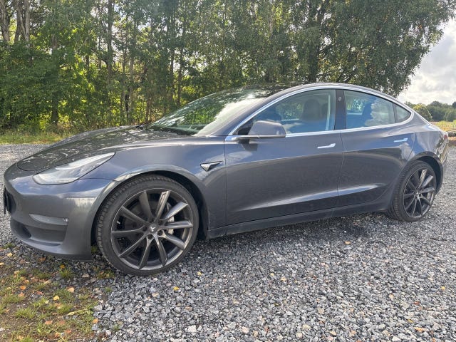 Tesla Model 3 2020