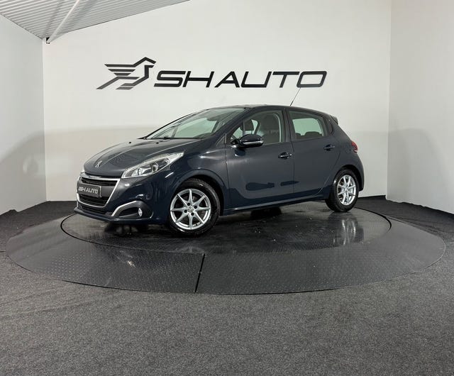 Peugeot 208 2015