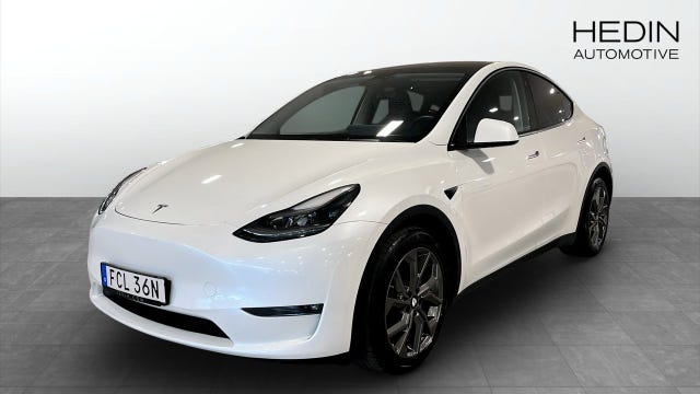 Tesla Model Y 2024