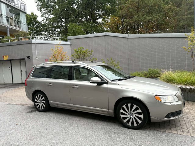 Volvo V70 2013