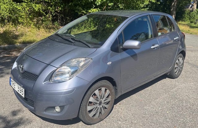 Toyota Yaris 2011