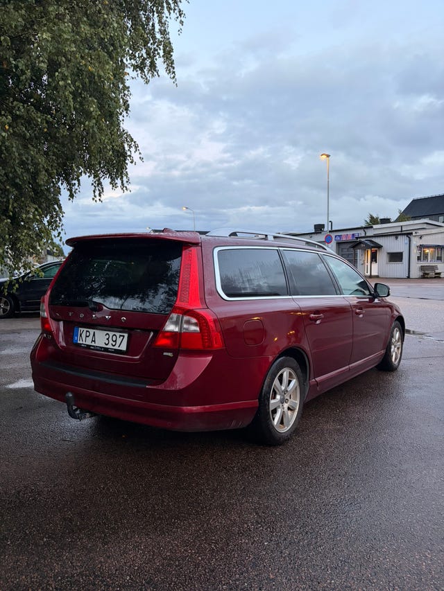 Volvo V70 2010 – bild 3