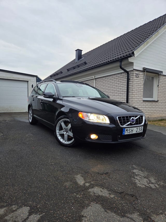 Volvo V70 2012