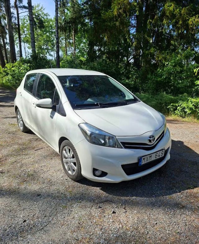 Toyota Yaris 2012