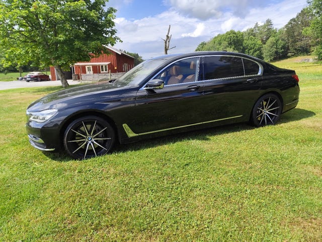 BMW 750iL 2018