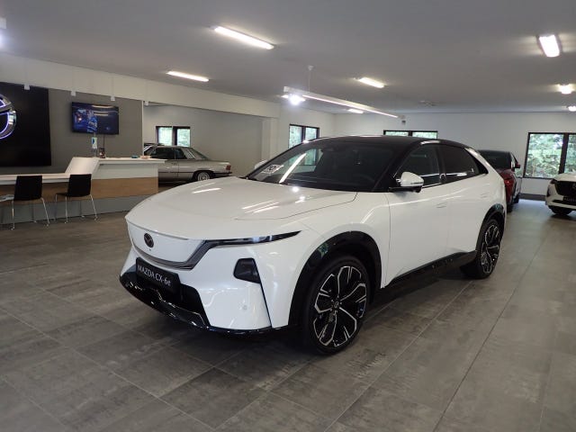Mazda CX-6e 2026