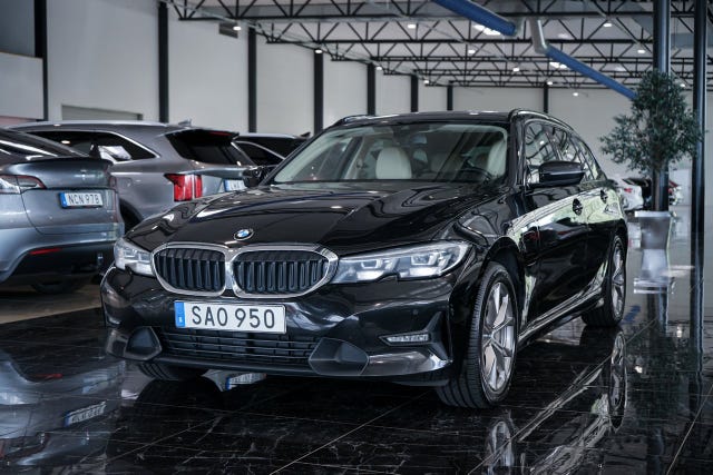 BMW 330e 2021
