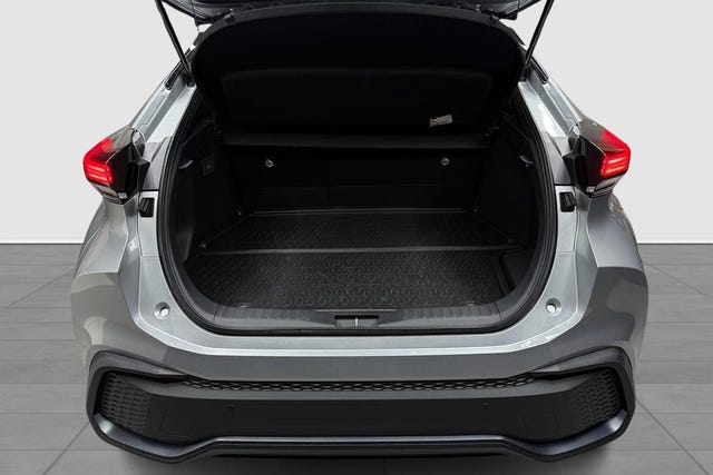 Toyota C-HR 2025 – bild 4