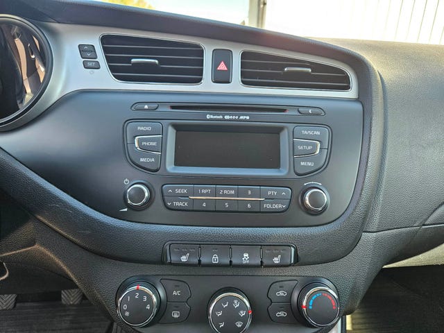 Kia Ceed 2014 – bild 4