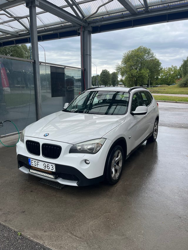 BMW X1 2011