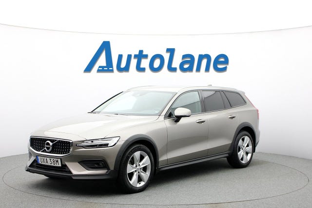 Volvo V60 Cross Country 2022 – bild 4