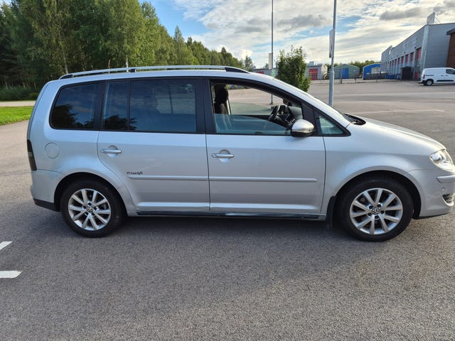 Volkswagen Touran 2010
