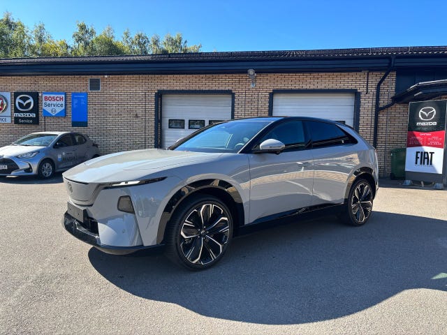 Mazda CX-6e 2026