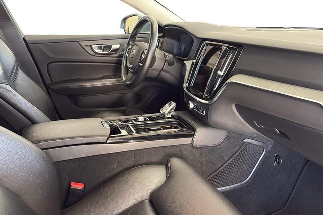 Volvo V60 2021 – bild 4