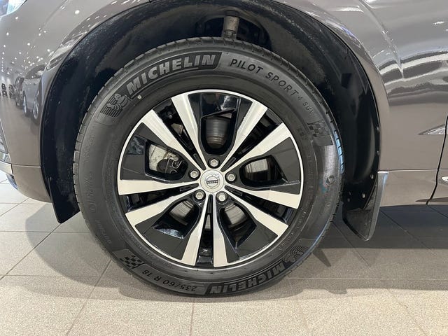 Volvo XC60 2025 – bild 3