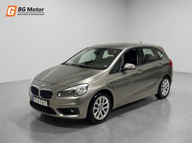 BMW 225xe 2017