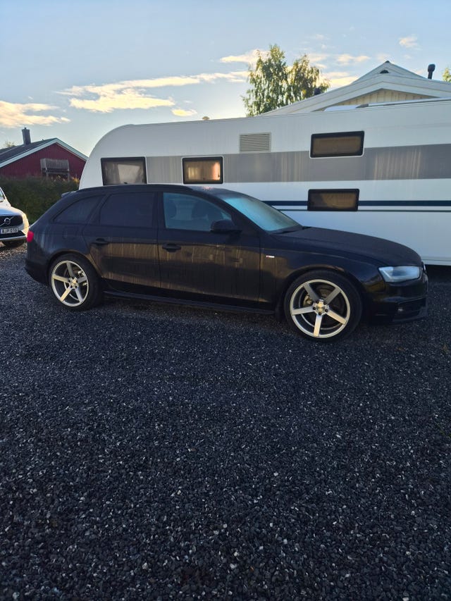 Audi A4 2014