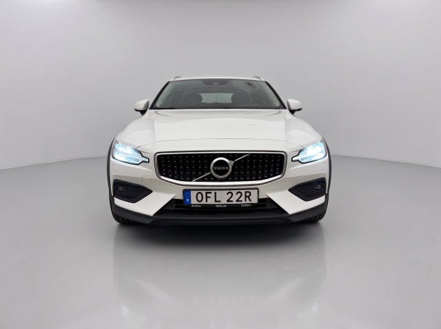 Volvo V60 Cross Country 2020 – bild 3