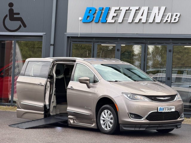Chrysler Pacifica 2018