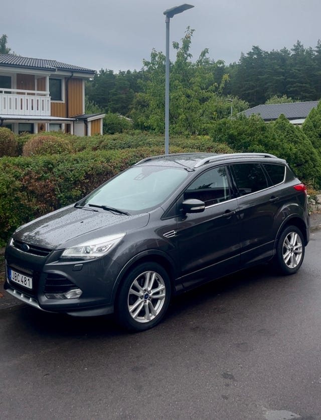 Ford Kuga 2016