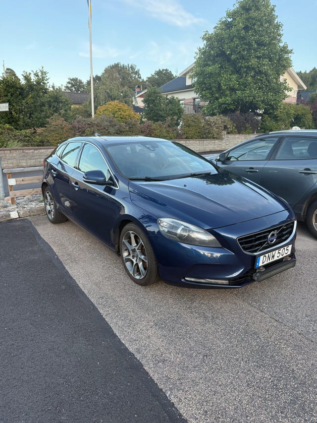 Volvo V40 2015