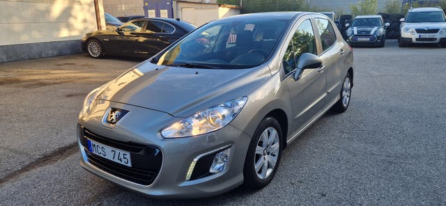 Peugeot 308 2011