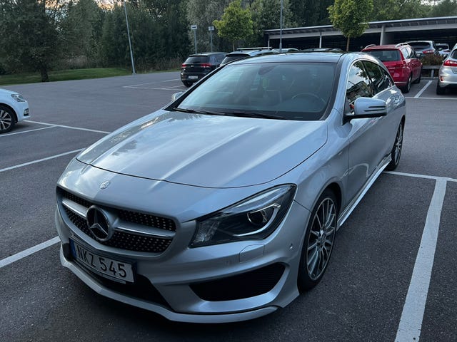 Mercedes-Benz CLA 200 2015