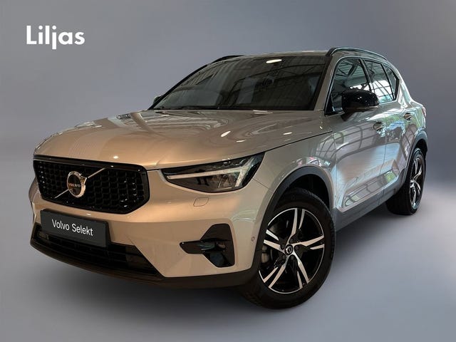 Volvo XC40 2025