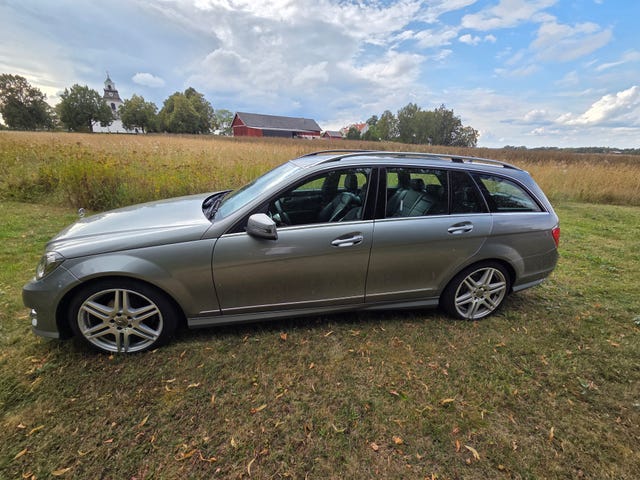 Mercedes-Benz C220 2013