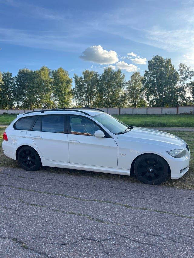 BMW 320d 2009