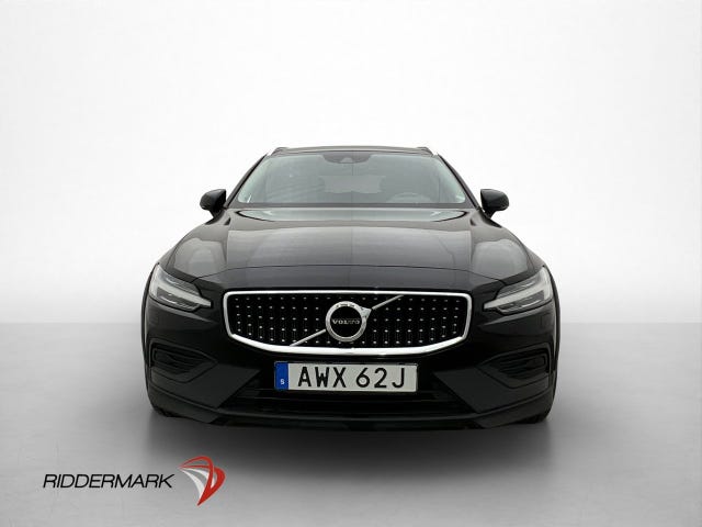 Volvo V60 Cross Country 2022 – bild 2