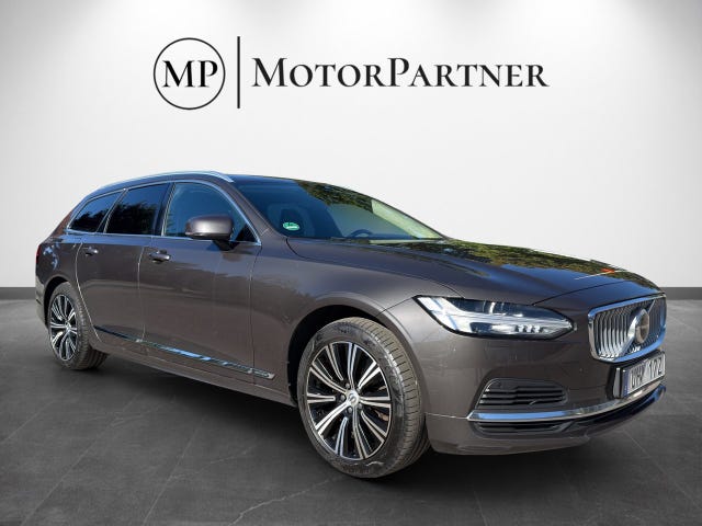 Volvo V90 2022