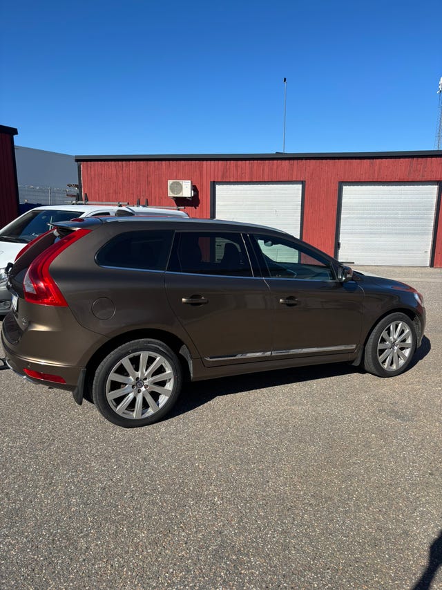 Volvo XC60 2016