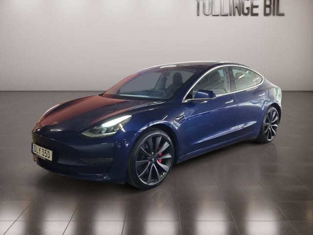 Tesla Model 3 2020
