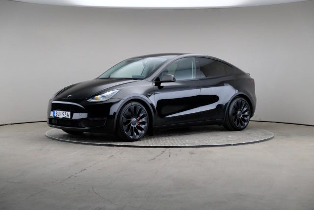 Tesla Model Y 2023