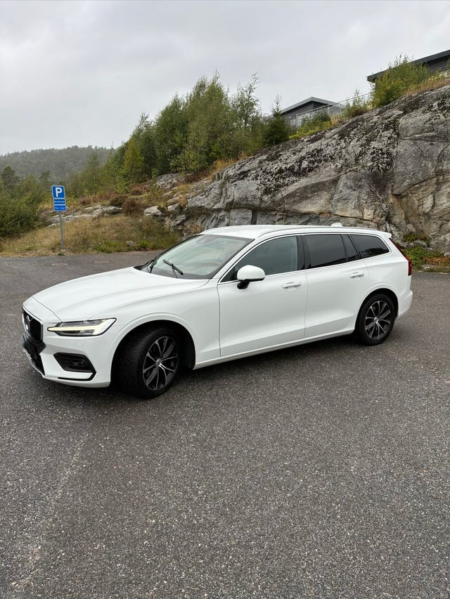 Volvo V60 2021