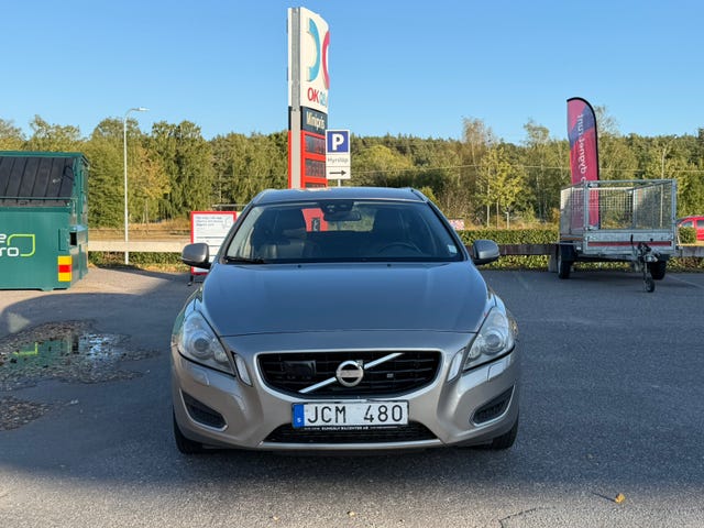 Volvo V60 2011