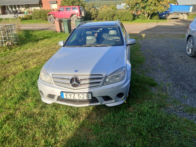 Mercedes-Benz C250 2010