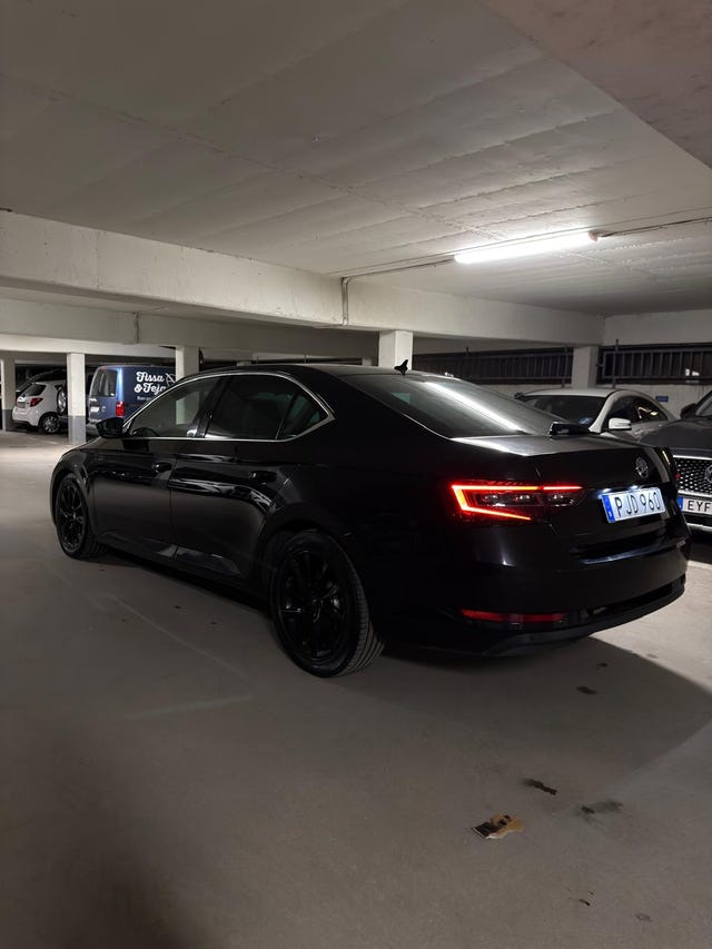 Skoda Superb 2017 – bild 3
