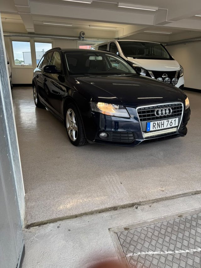Audi A4 2011