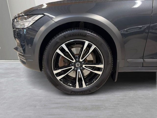 Volvo V90 Cross Country 2020 – bild 2
