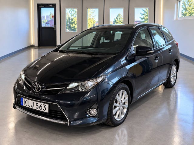 Toyota Auris 2014