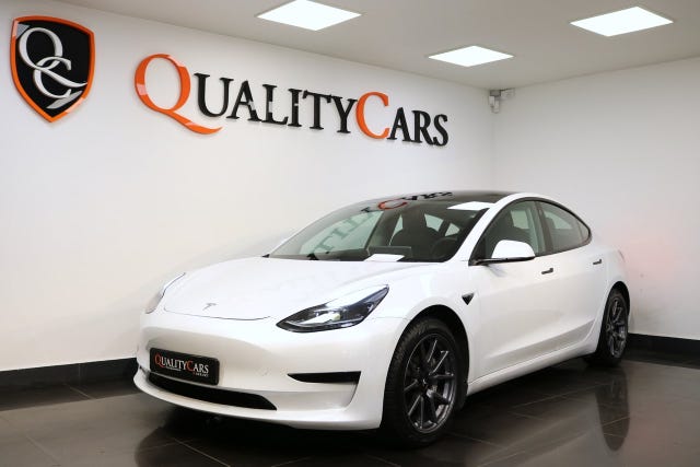 Tesla Model 3 2021