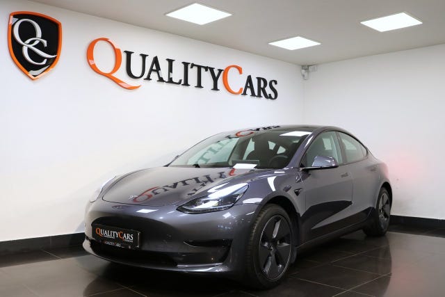 Tesla Model 3 2023