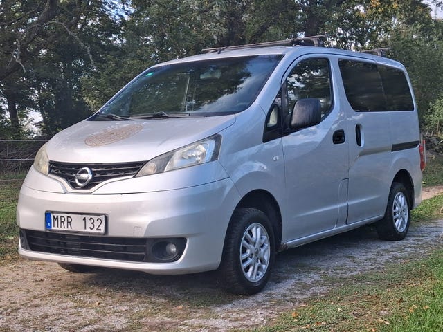 Nissan NV200 2011